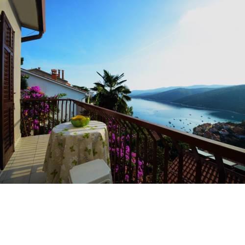 Apartment in Rabac 16751