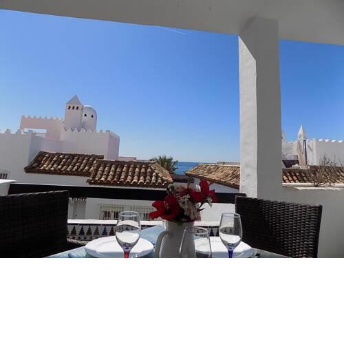 Apartment in Riviera del Sol Sleeps 6 with Pool Air Con and WiFi