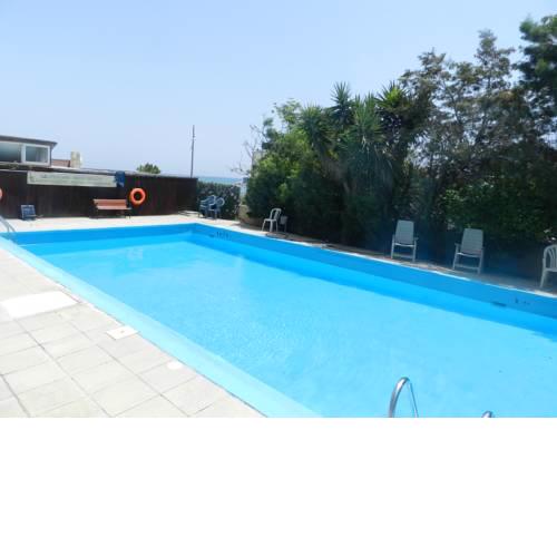 Apartment in Seagate Complex