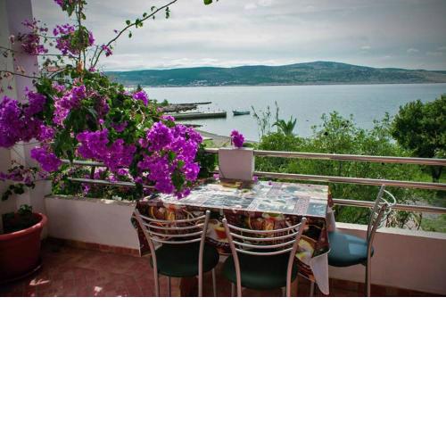 Apartment in Seline with sea view, terrace, WiFi, washing machine 4209-2