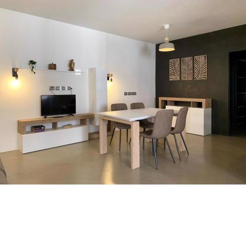 Apartment in the historic center 100 meters from the lake
