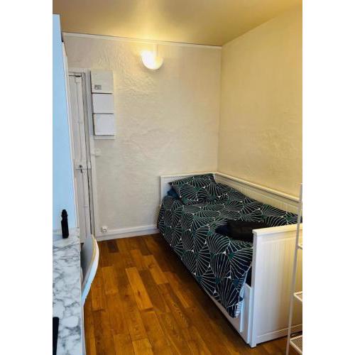 apartment in the middle of paris