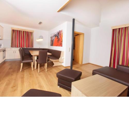 Apartment in Wald im Pinzgau with Swimming Pool and Views