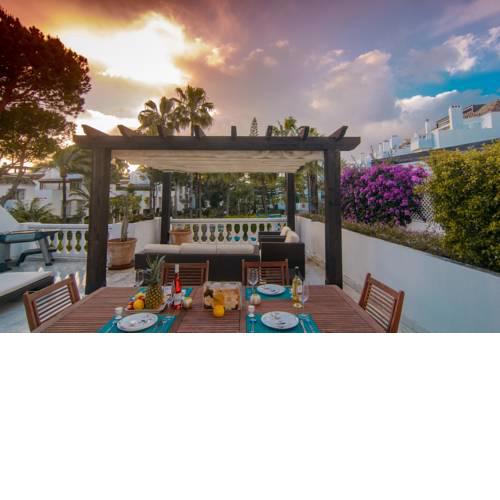 Apartment in White Pearl Beach
