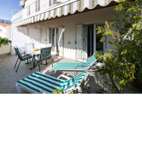 Apartment Ina2