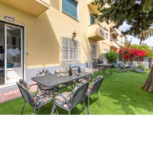 Apartment Incantevole Vista Mare by Interhome