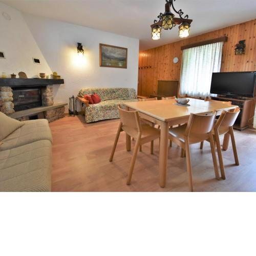 Apartment Isola di Madesimo Apartments-2 by Interhome