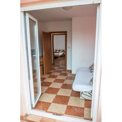 Apartment Jaka - Novalja