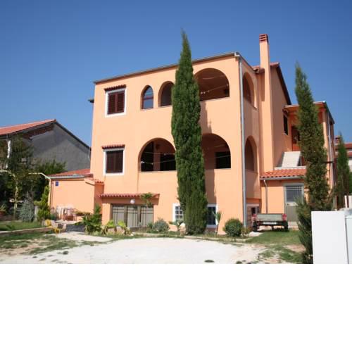 Apartment JELA HOUSE