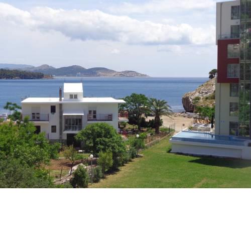 Apartment Karadzica 1