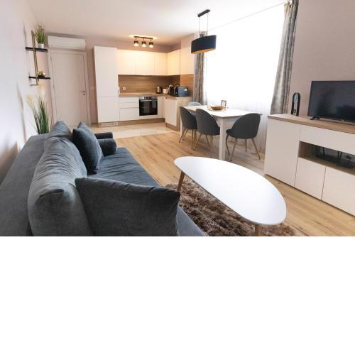 Apartment Krisia - FREE GARAGE & 15 min to the beach