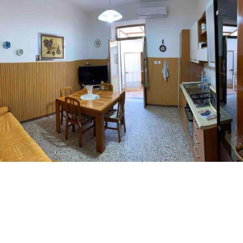 Apartment La Paloma in Alghero centre