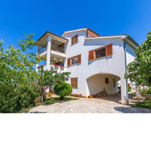 Apartment LAKI.2