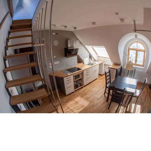 Apartment Lofty955