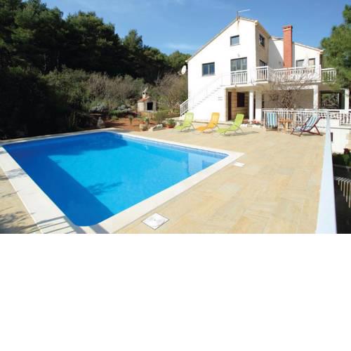 Apartment Lumbarda 4404b