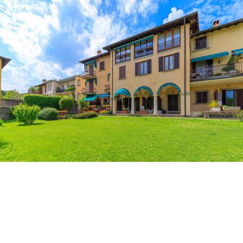 Apartment Maifrini 200mt from lake