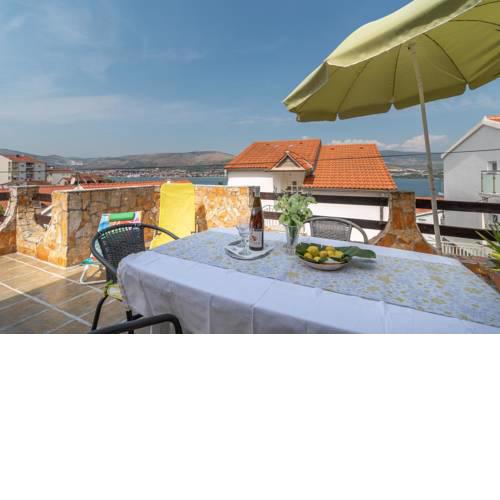 Apartment Mastrinka 16463b