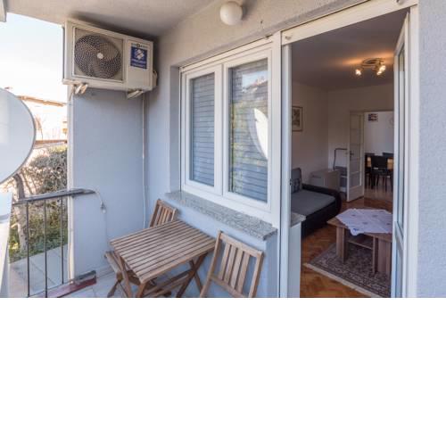 Apartment Max Stoja
