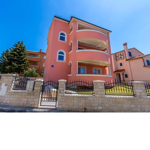 Apartment MED 454
