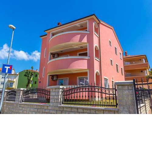 Apartment MED 454