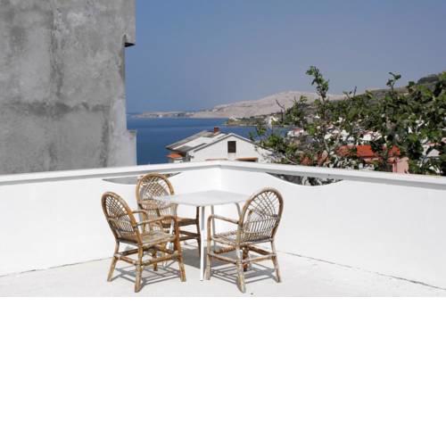 Apartment Metajna 527d