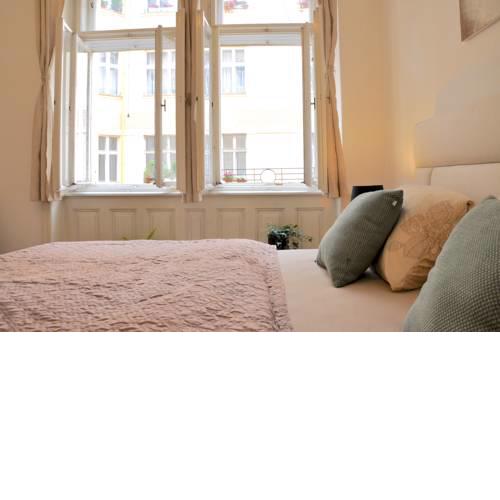 Apartment Mikulandska