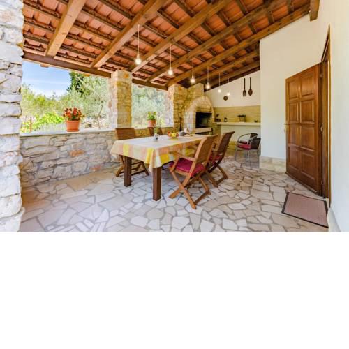 Apartment Milna 11088a