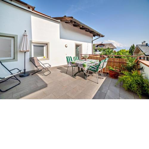 Apartment mit Terrasse
