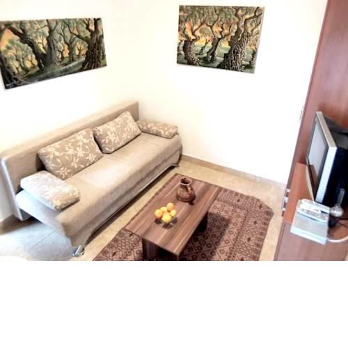 Apartment Mujo Ulcinaku