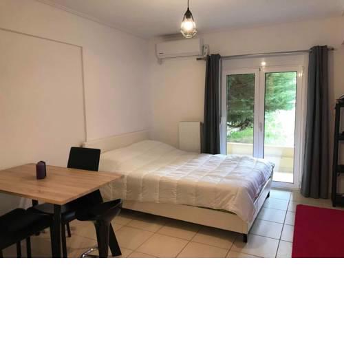 Apartment near Metro and Athens Airport