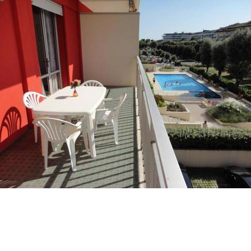 Apartment near the beach for 7 people
