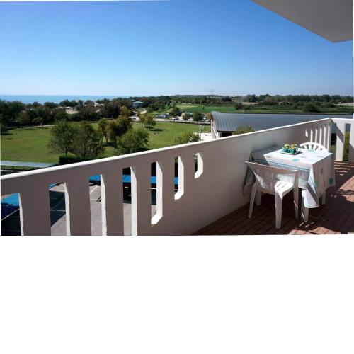 Apartment near the beach-washing Machine-ac
