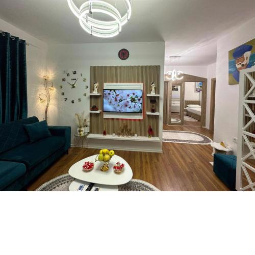 Apartment near Tirana Airport - Balcony - Parking - Netflix