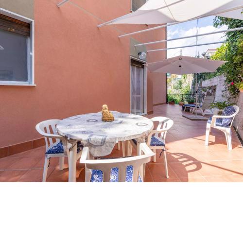 Apartment Nido di Alassio by Interhome