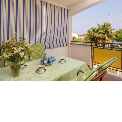 Apartment Nives, 300m from the sea