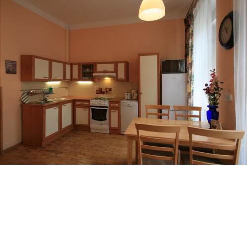 Apartment No. 22 Zeyerova 15