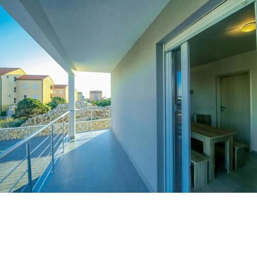 Apartment Novalja 17954d