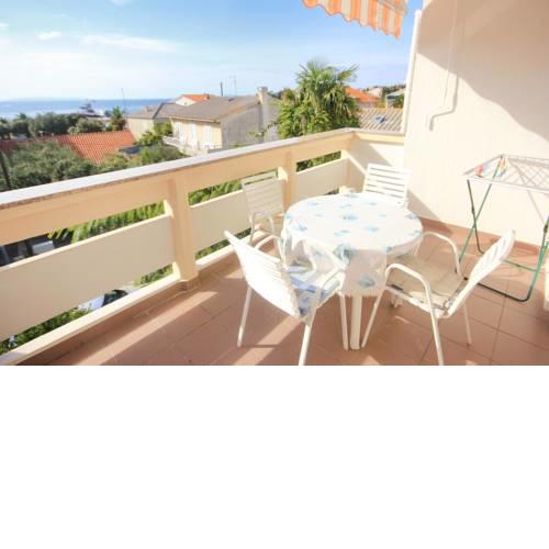 Apartment Novalja 9284a