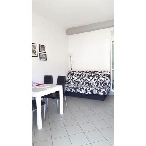 Apartment Obala Ivana Pavla II