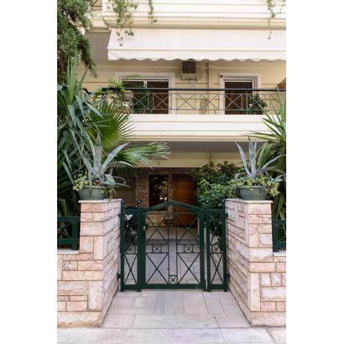 Apartment & Parking 100m Kerameikos Metro