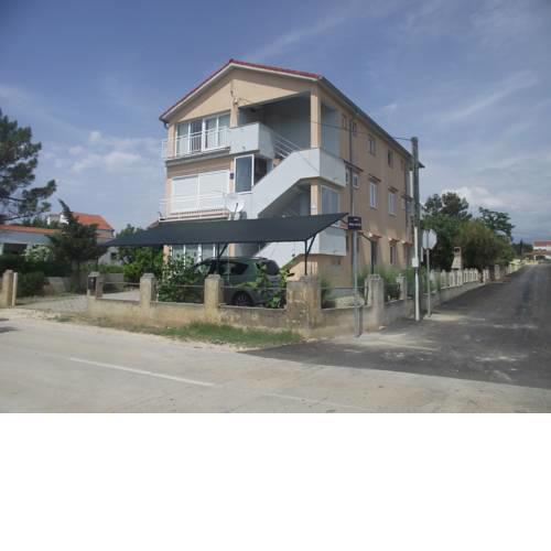Apartment Paunovi?