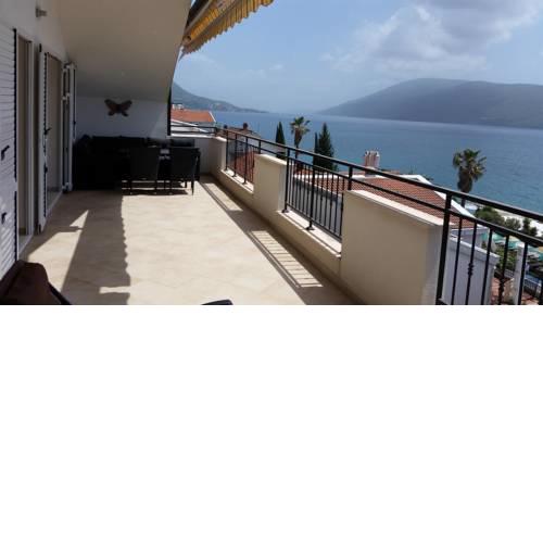 Apartment Penthouse Savina