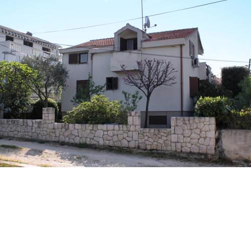 Apartment Petrcane 6102a