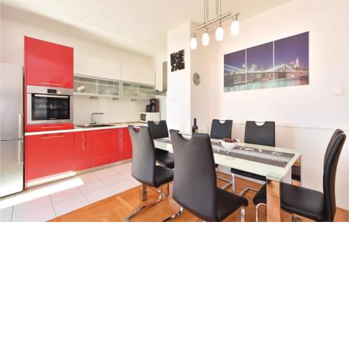 Apartment Podstrana with Sea View 358