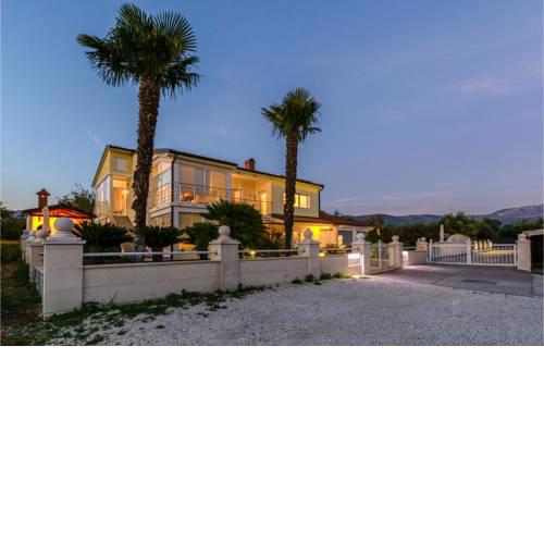 Apartment Policeva