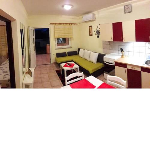 Apartment Povljana 11516a