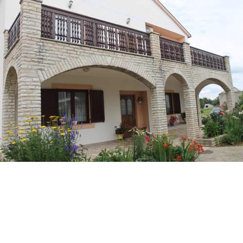 Apartment Pridraga