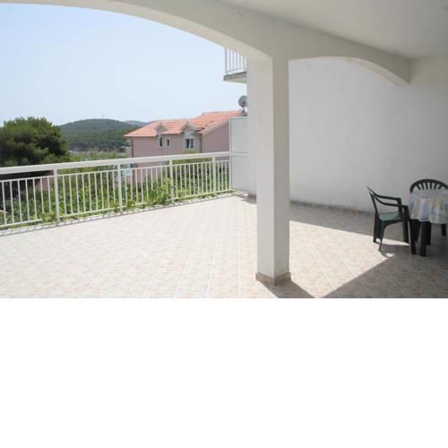 Apartment Rogoznica 4215a