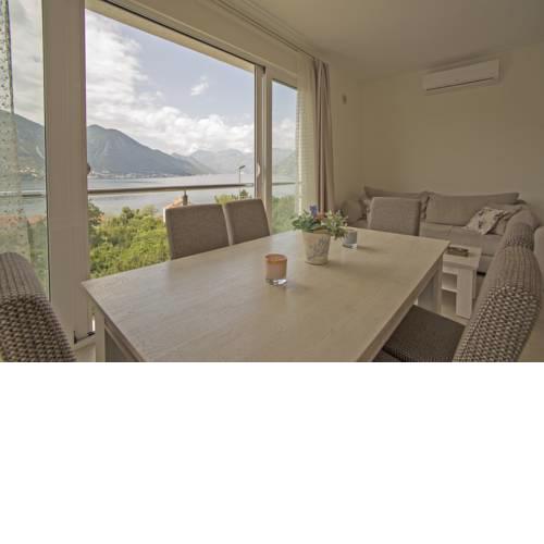 Apartment Rugino with Amazing view - Near beach-2br