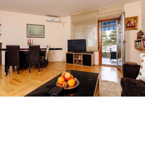 Apartment Sahala